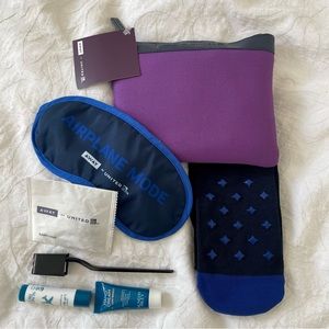 Away United Premier Plus Sports Pouch